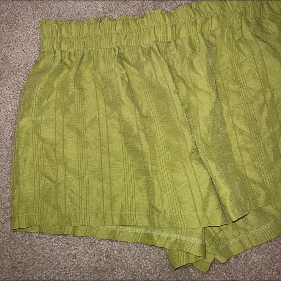 SHEIN Curve Dark Green Shorts size 5X - Picture 4 of 9